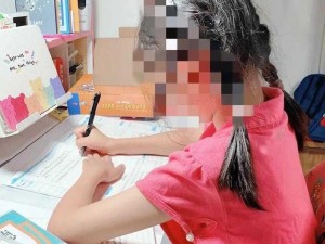 年轻的女学生3 年轻的女学生 3 为何在课堂上频繁走神？